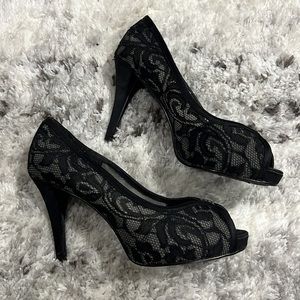 Black Lace Pump Stilettos